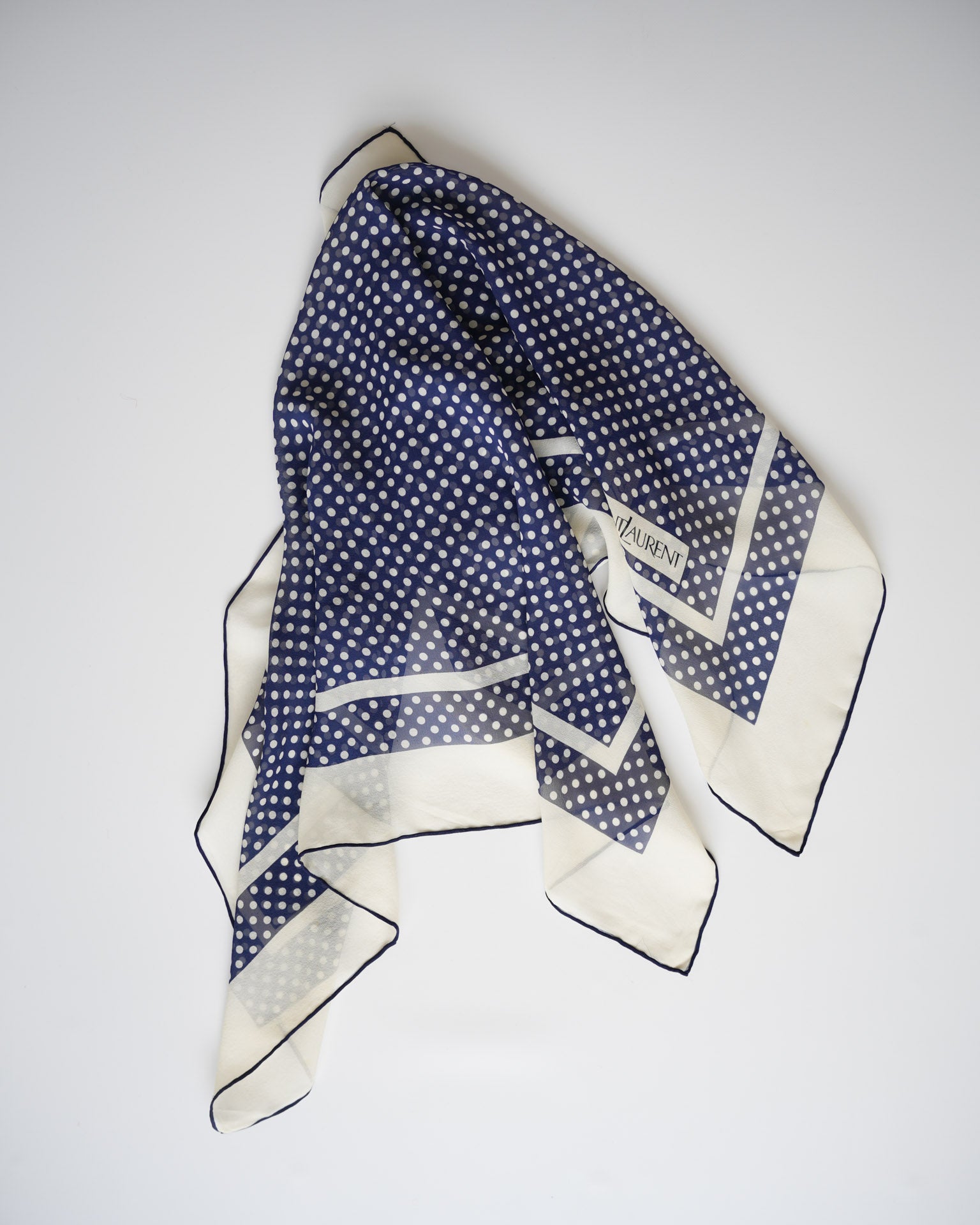 YVES SAINT LAURENT POLKA DOT PATTERN SCARF – gcgcgc TOKYO